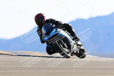 media/Jan-08-2022-SoCal Trackdays (Sat) [[1ec2777125]]/Turn 9 (125pm)/